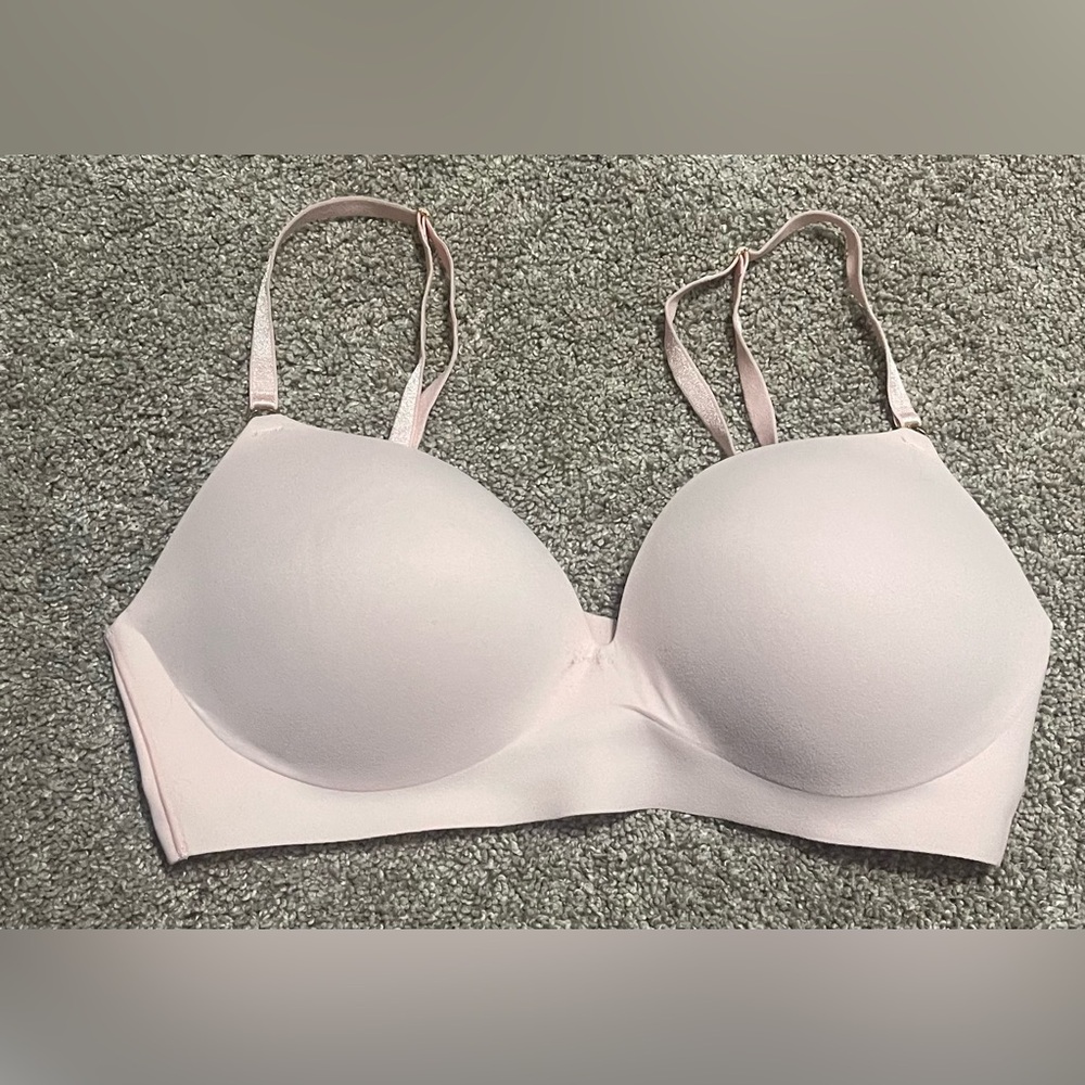 Victoria's Secret Light Pink Seamless T-Shirt Bra